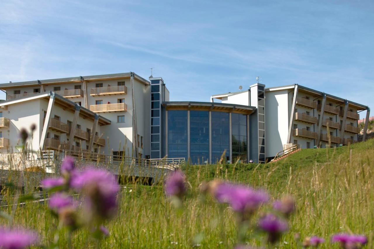 Brenta Dolomites Hotel วาซอน ภายนอก รูปภาพ