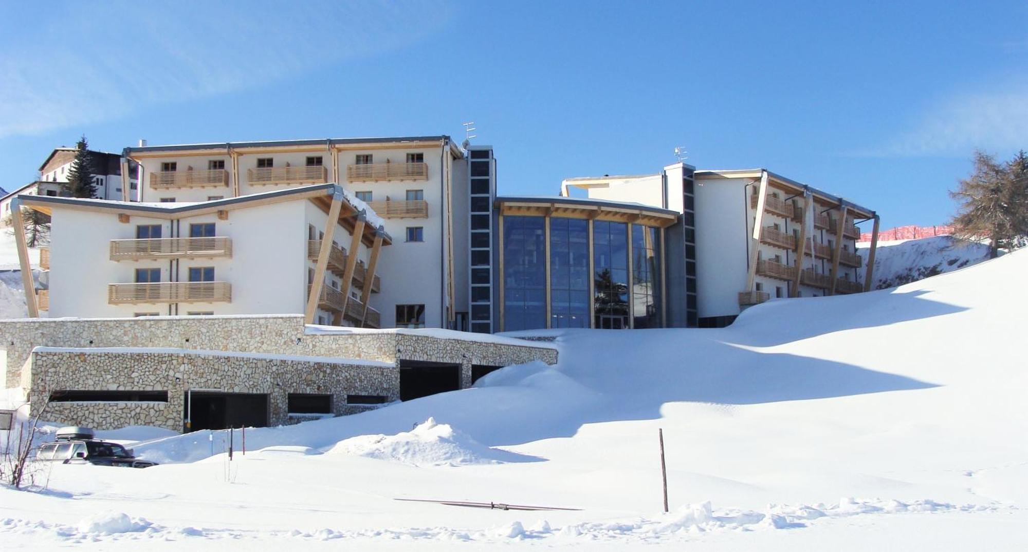 Brenta Dolomites Hotel วาซอน ภายนอก รูปภาพ