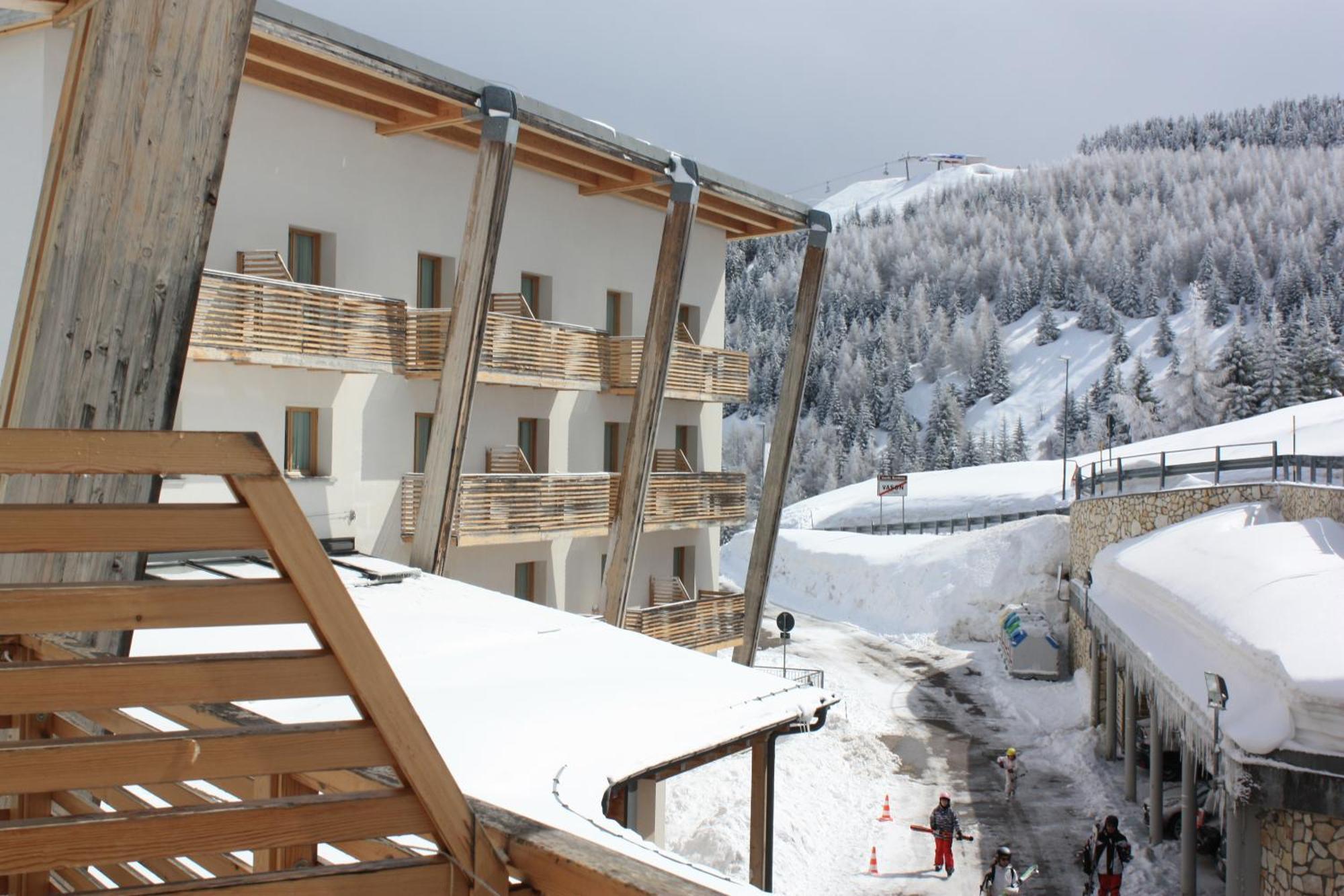 Brenta Dolomites Hotel วาซอน ภายนอก รูปภาพ