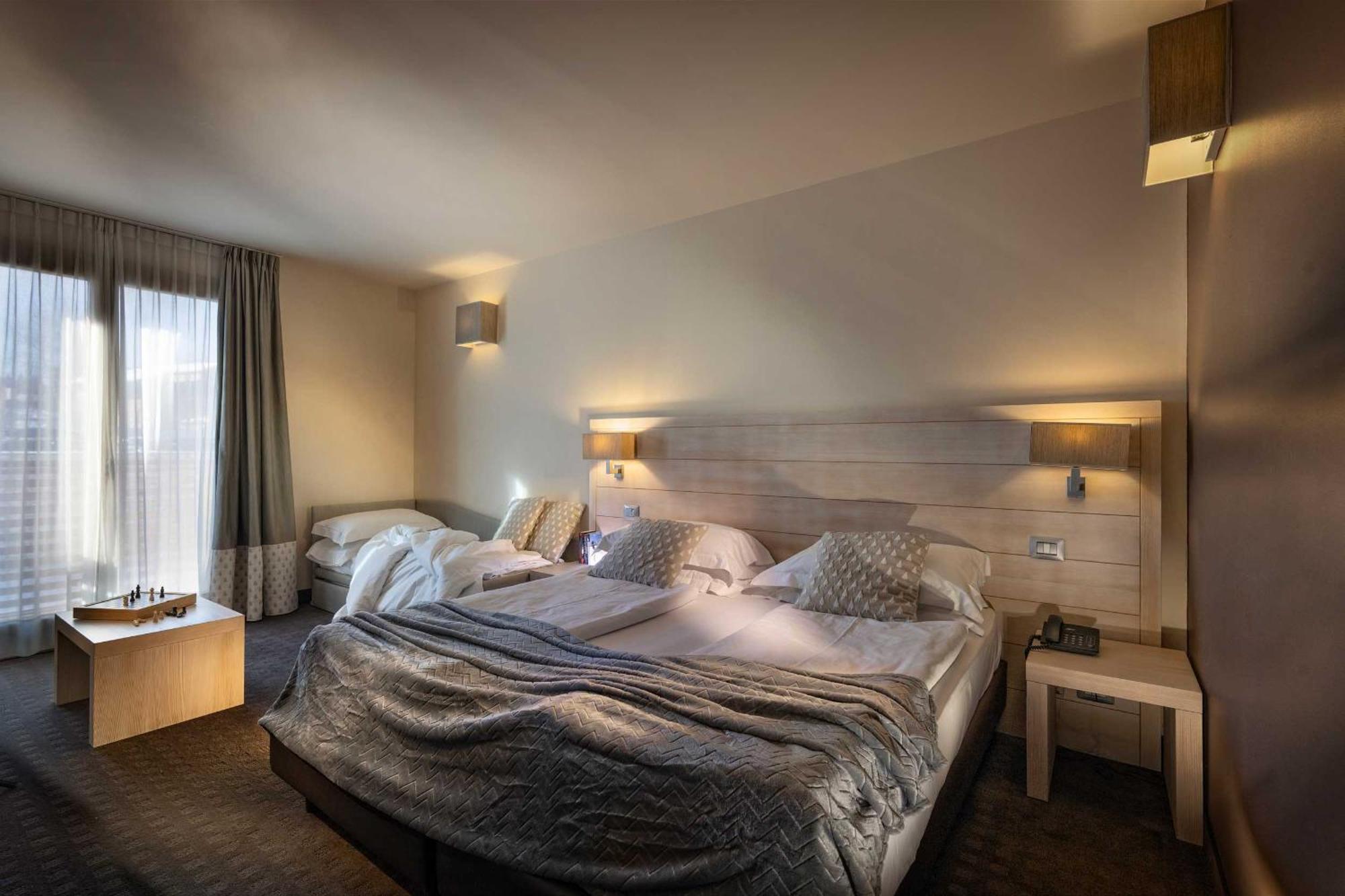 Brenta Dolomites Hotel วาซอน ภายนอก รูปภาพ